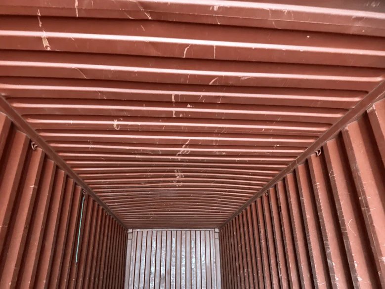 40 x 8 x 9.5 Used Shipping / Storage Container - Image 7