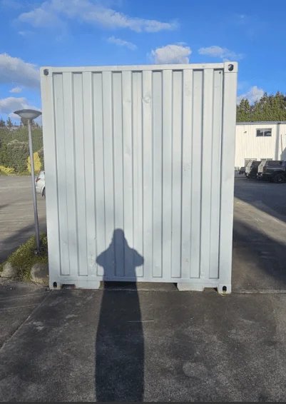 40FT Shipping Container with Roller Door - Image 4